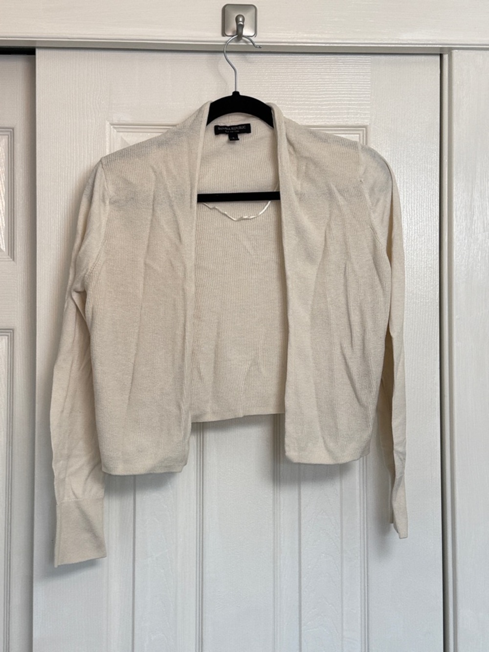 🌵 3 for $20 Banana Republic cardigan